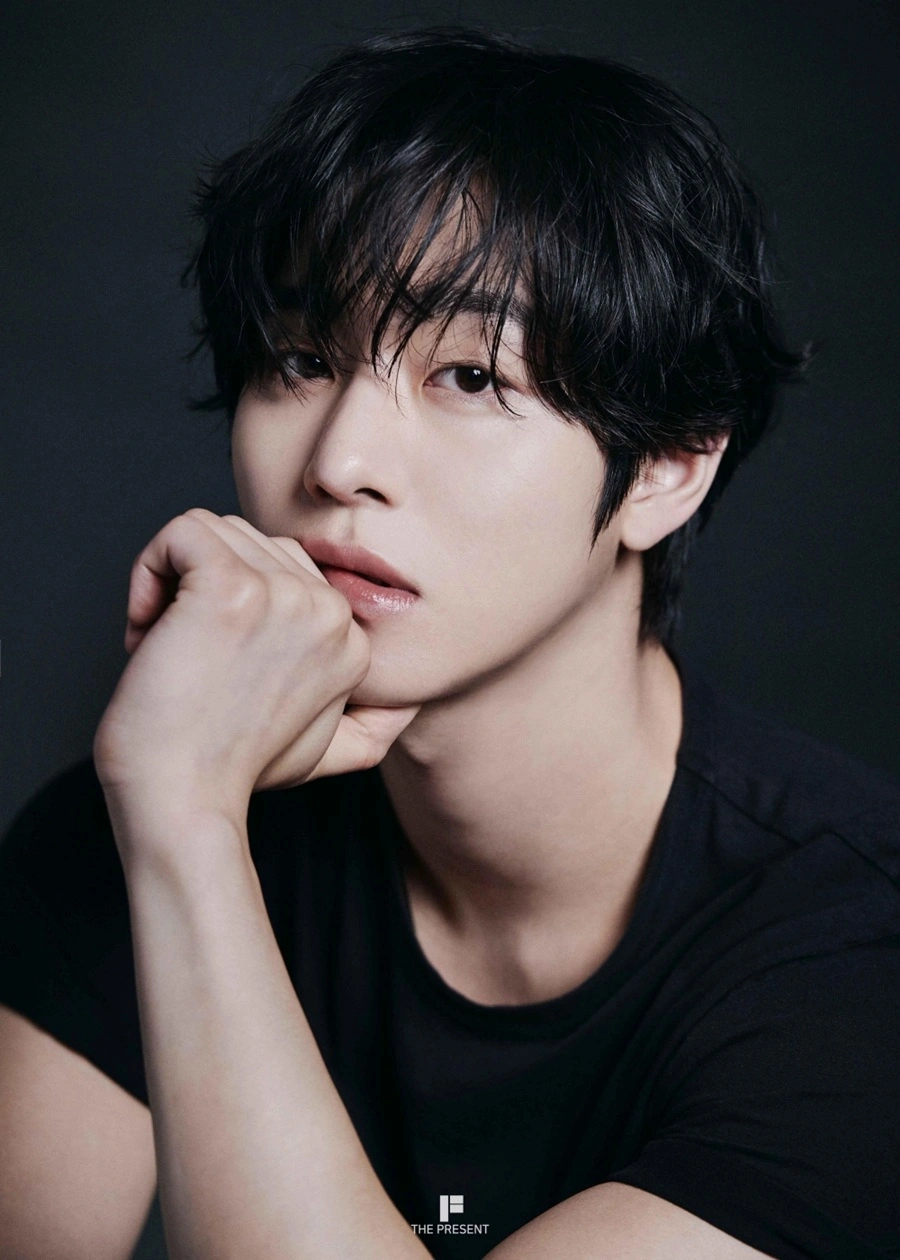 Ahn Hyo Seop Becomes Chef in Final Table K-Drama
