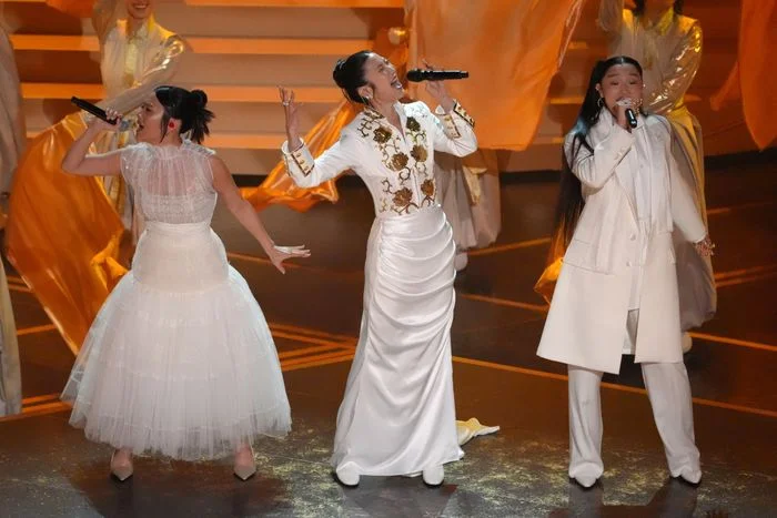 Golden Globes Shine with Hanbok and K-Pop