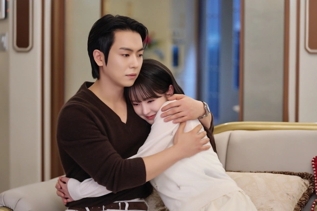 Writer Im Sung-han Hints at 'Doctor Shin' Bombshell