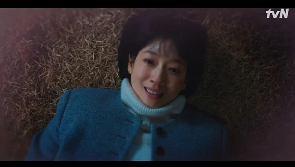 박신혜, 최지수 지분 접수 위기