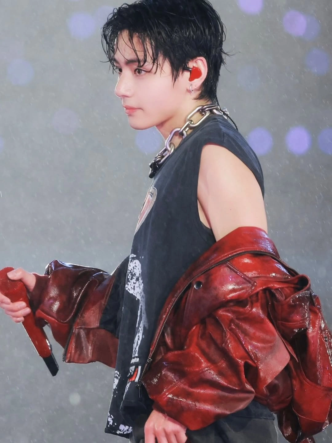 BTS V Tokyo Dome Fan Support After 7 Years