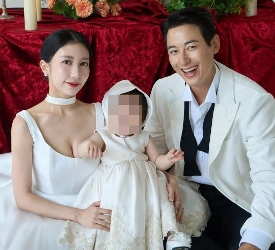 Lee Ji-hoon & Ayane Apologize for Candy Controversy