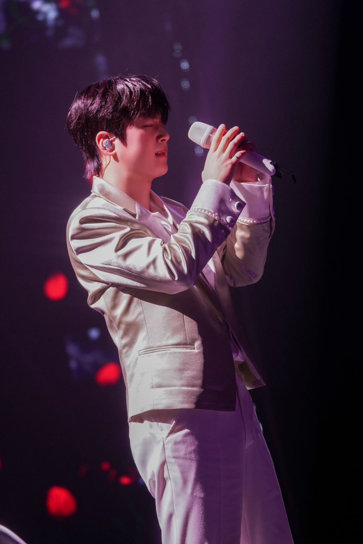 Lee Chan-won Jinju Anthem Encore Performance