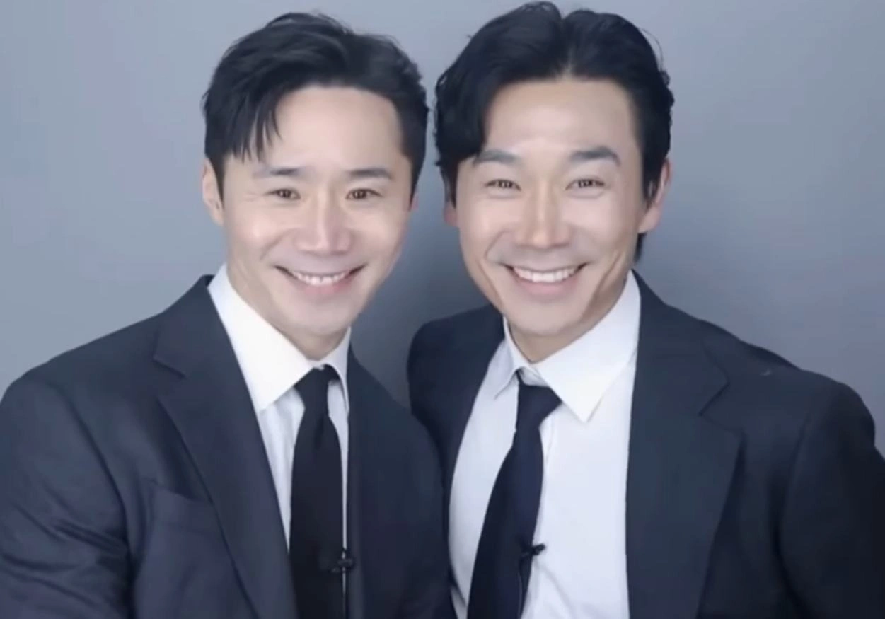 김대곤, 도플갱어 초등동창 투샷